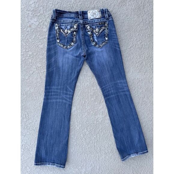 Miss Me Bootcut Jeans Crystal Embellished Pockets Medium Wash Denim Size 29 - Picture 3 of 10